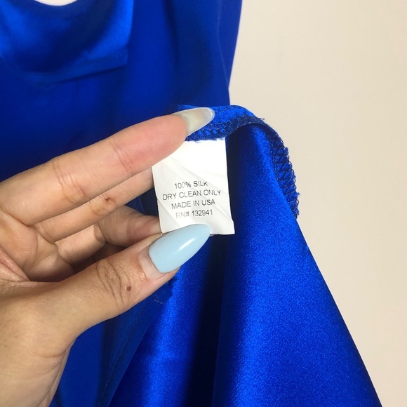 Amanda Uprichard Royal Blue 100% silk Sleeveless tank top blouse - Picture 3 of 6